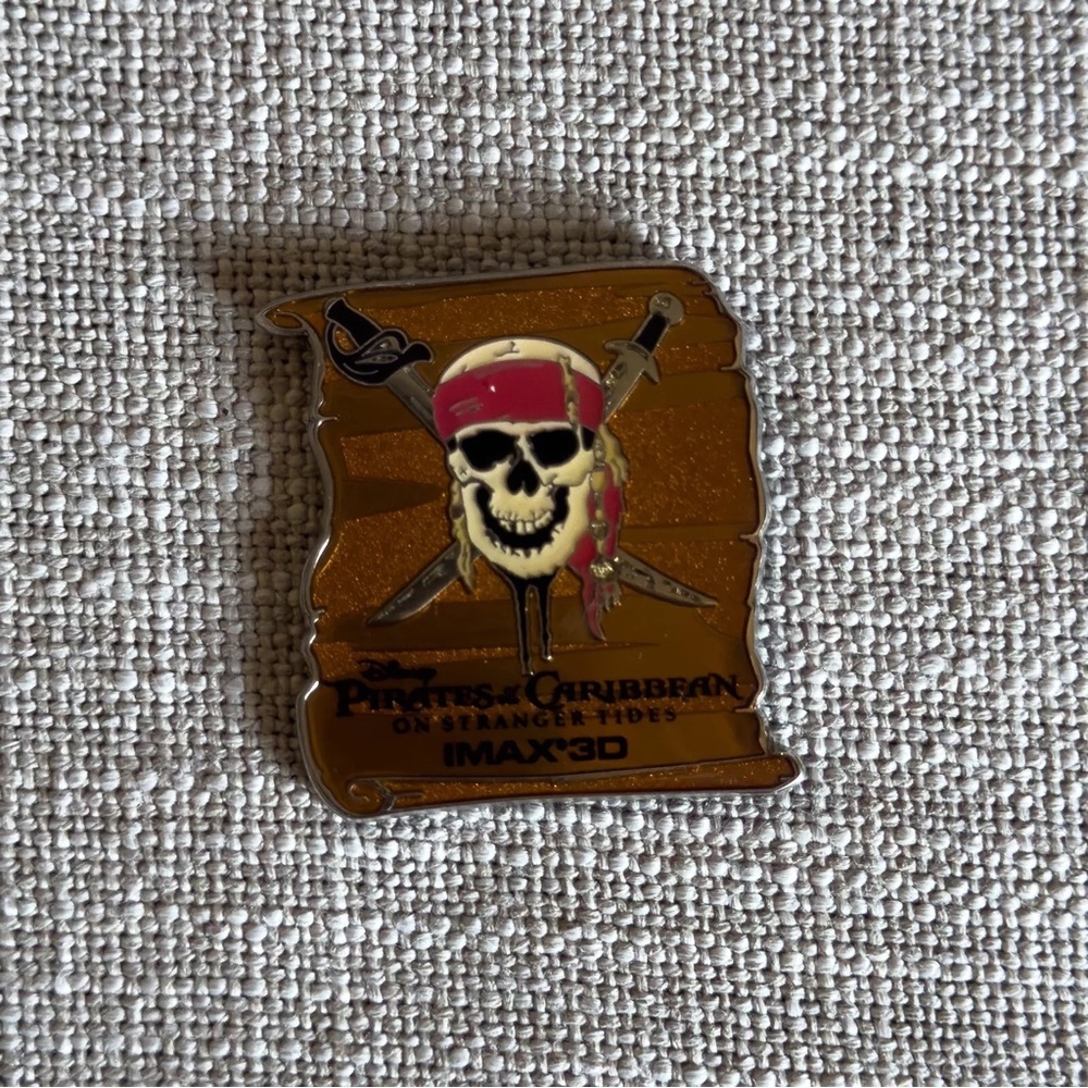 New 2011 Pirates of the Carribean On Stanger Tides IMAX 3D Disney Pin Exclusive